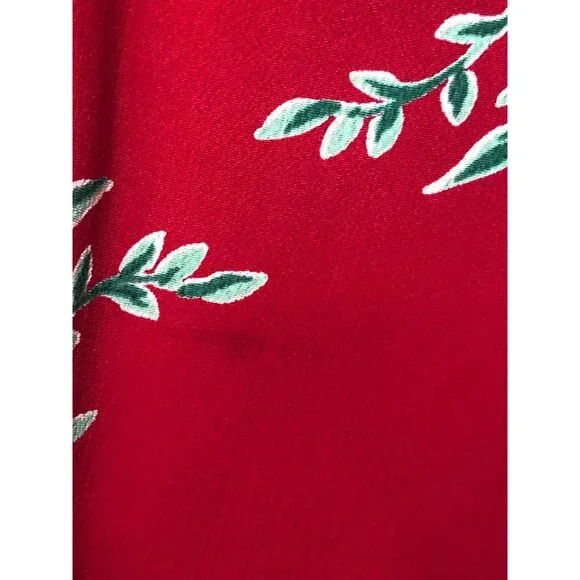 1996 RUNWAY. BETSEY JOHNSON Spring/Summer 1996 Cherry Red. 1940s Style. Floral R